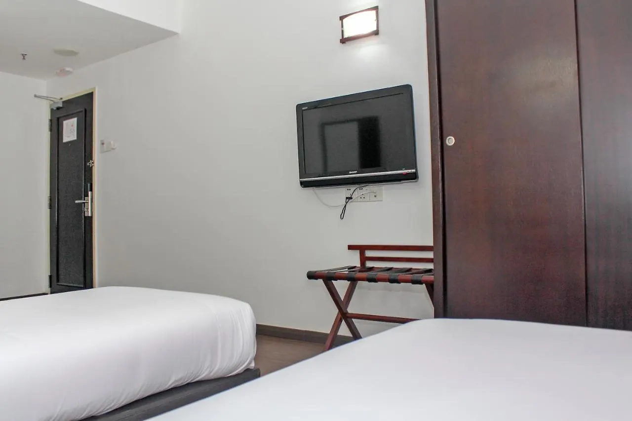 Oyo 89995 Glex Hotel Pandan City Johor Bahru