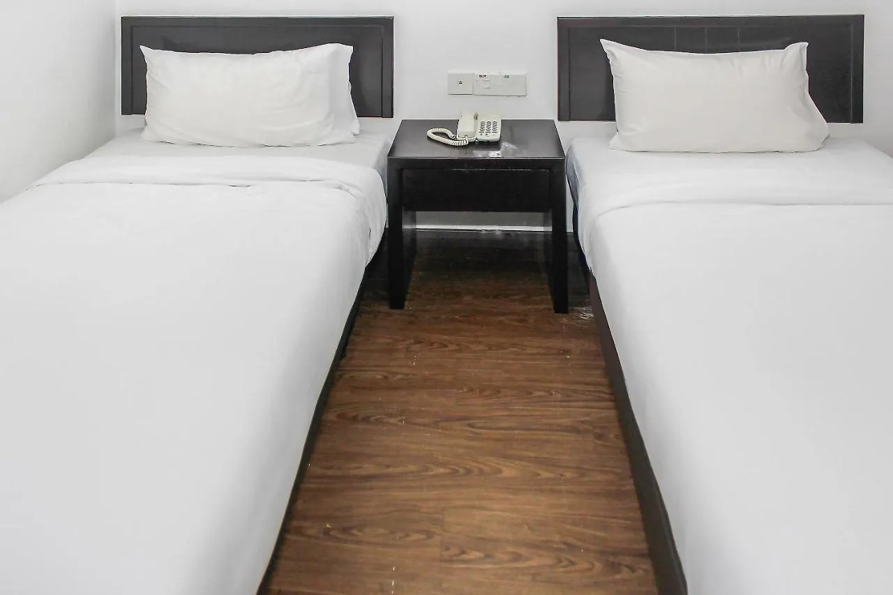 Oyo 89995 Glex Hotel Pandan City Johor Bahru