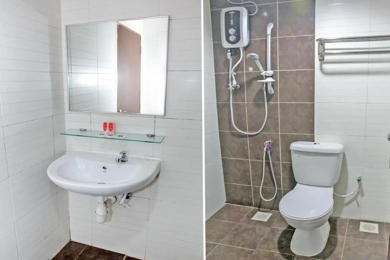Oyo 89995 Glex Hotel Pandan City Johor Bahru
